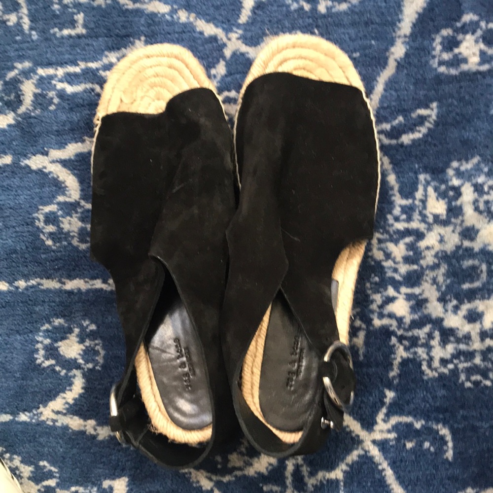 Suede black wedges with with Jute
